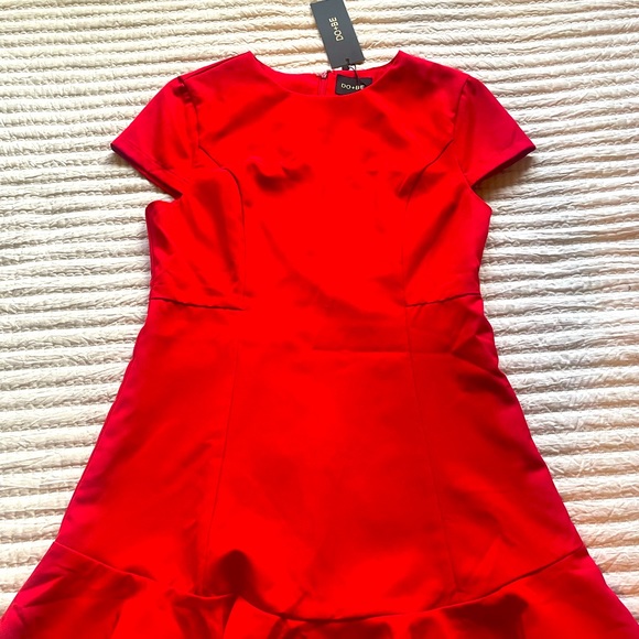 NWT, never worn, lined, Red Dress - Picture 3 of 6